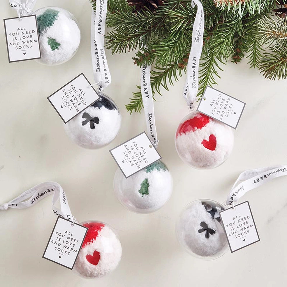 Round Ornament + Pair of Socks - Tree