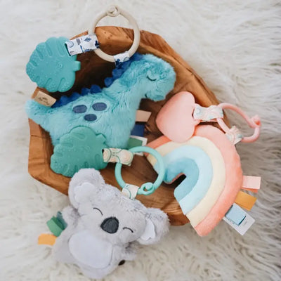 ITZY PAL PLUSH + TEETHER - RAINBOW