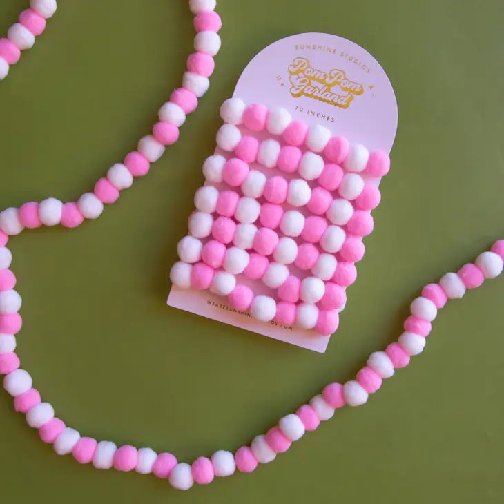 POM POM GARLAND - BABY PINK