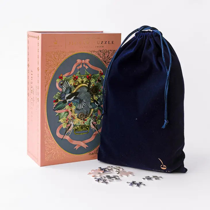 ENCHANTED MIRROR CAMEO PUZZLE