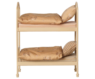Bunk Bed, Mouse