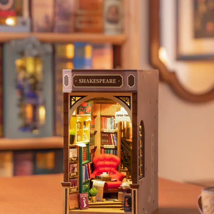 ROLIFE BOOKSTORE DIY BOOK NOOK KIT