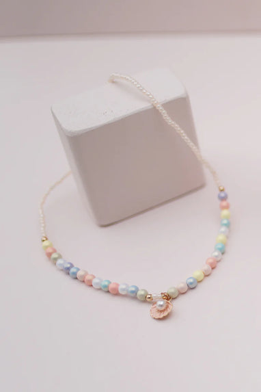 BOUTIQUE PASTEL SHELL NECKLACE