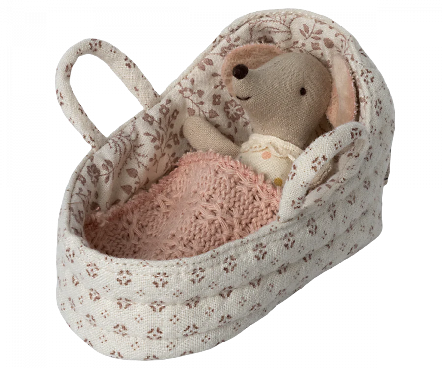 CARRYCOT, BABY MOUSE