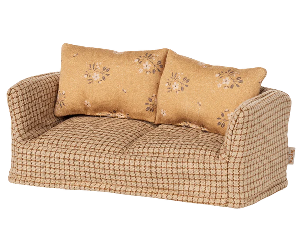 Couch, Mouse