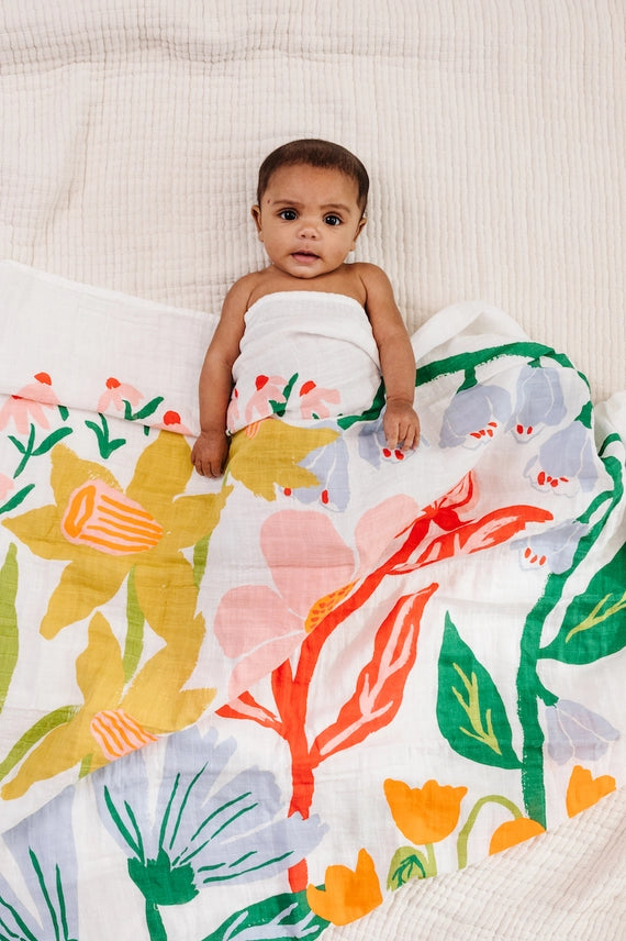 COTTAGE GARDEN SWADDLE