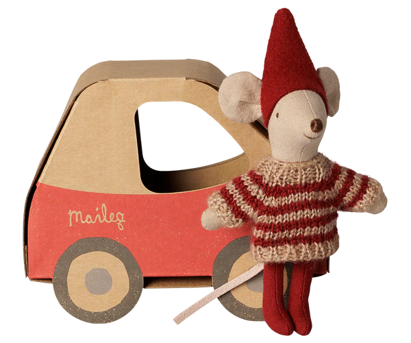 Christmas Mouse, Little Sister In Car Box