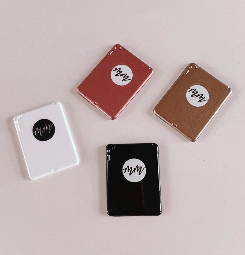 DOLLHOUSE MM TABLET