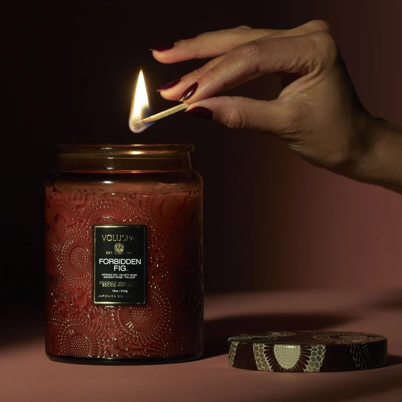 Voluspa Forbidden Fig, Candle