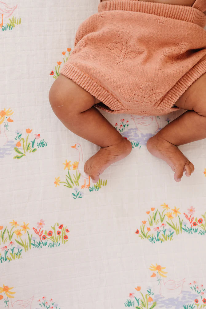 Garden Goose Crib Sheet