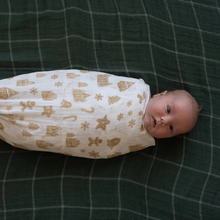 COTTON MUSLIN SWADDLE - GINGERBREAD VILLAGE