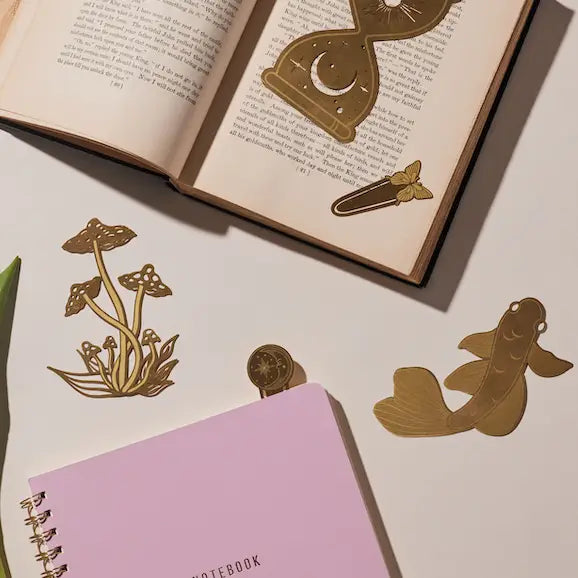 METAL BOOKMARK - KOI FISH