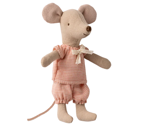 Little Sister Mouse In Matchbox 2025