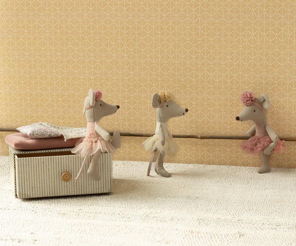Ballerina Mouse, Little Sister - Off white