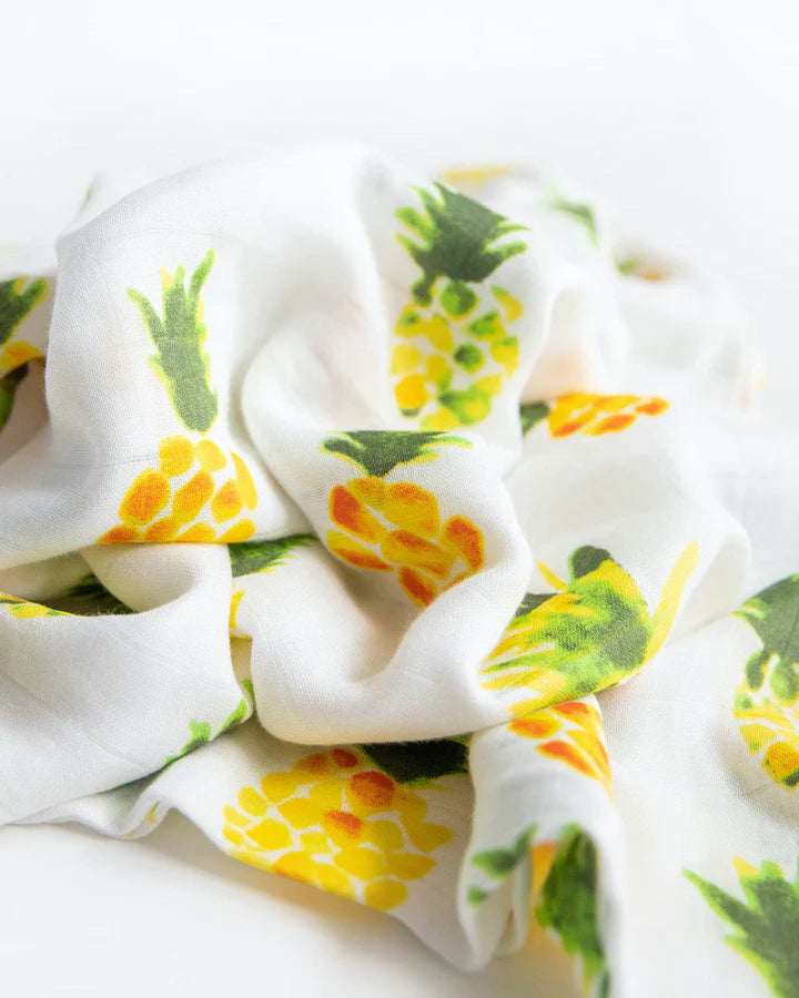 DELUXE MUSLIN SWADDLE BLANKET - PINEAPPLE