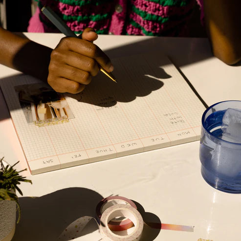 RETRO GRID NOTEPAD