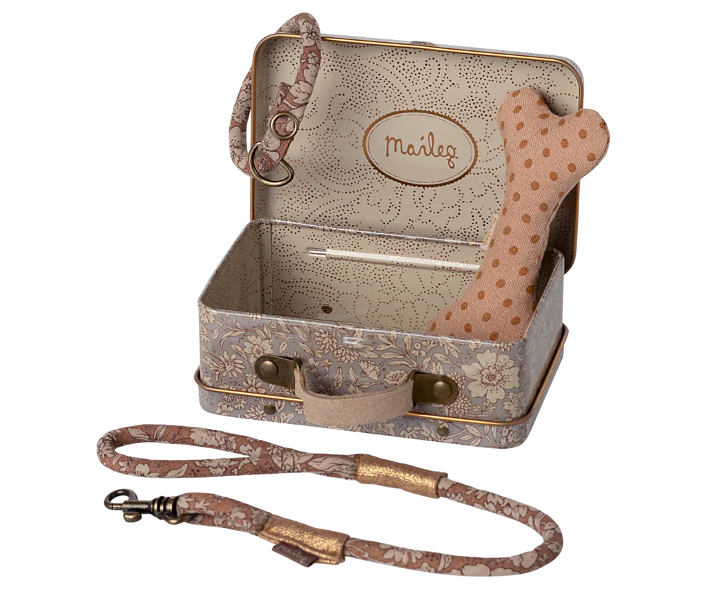 Puppy Supply, Accessories