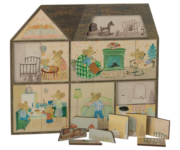 Mouse Hole Farmhouse Puzzle