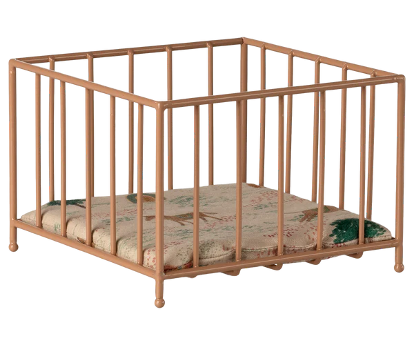 Playpen, Micro