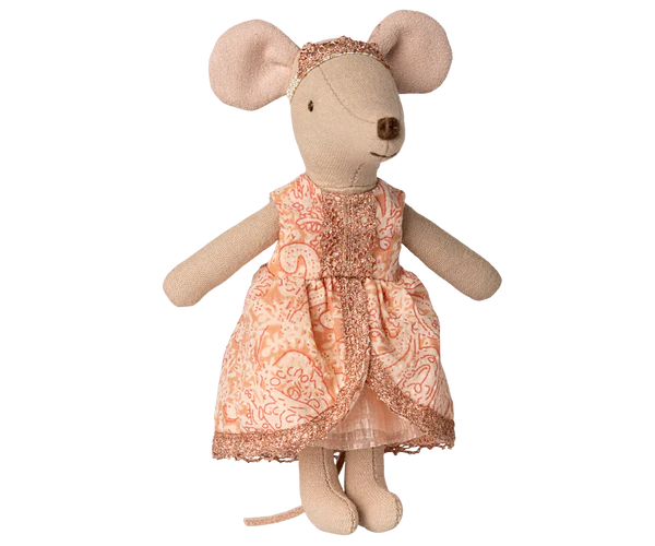 *NEW VERSION* Princess and the pea, Big sister mouse