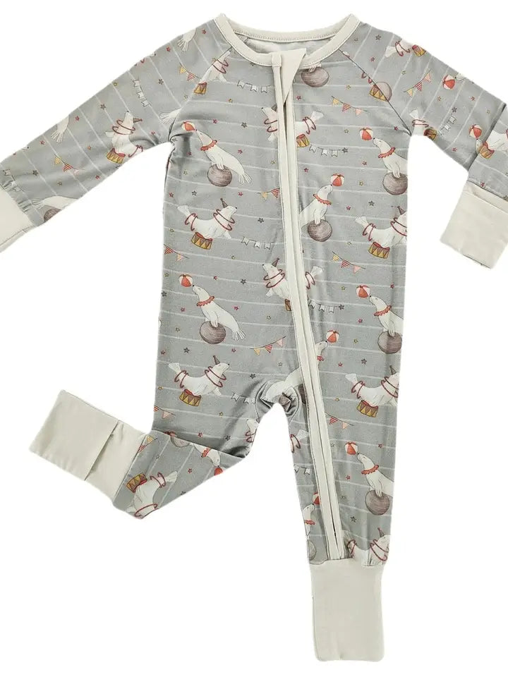 Circus Seal Bamboo Sleeper