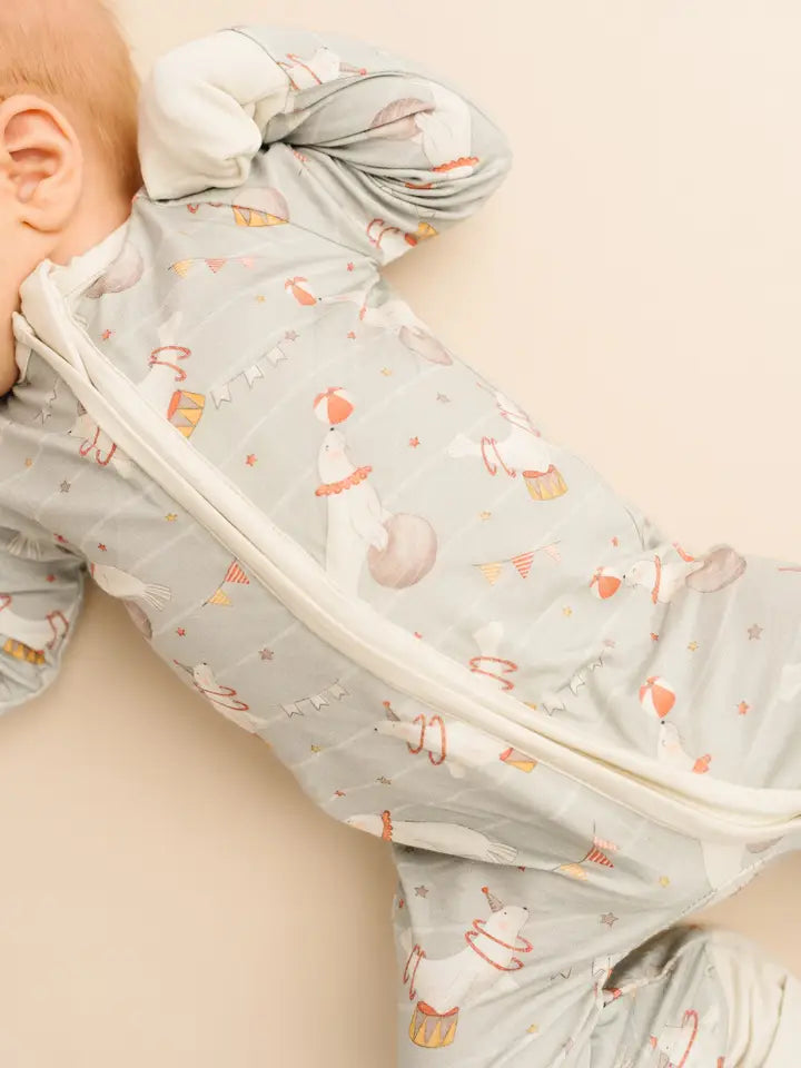 Circus Seal Bamboo Sleeper