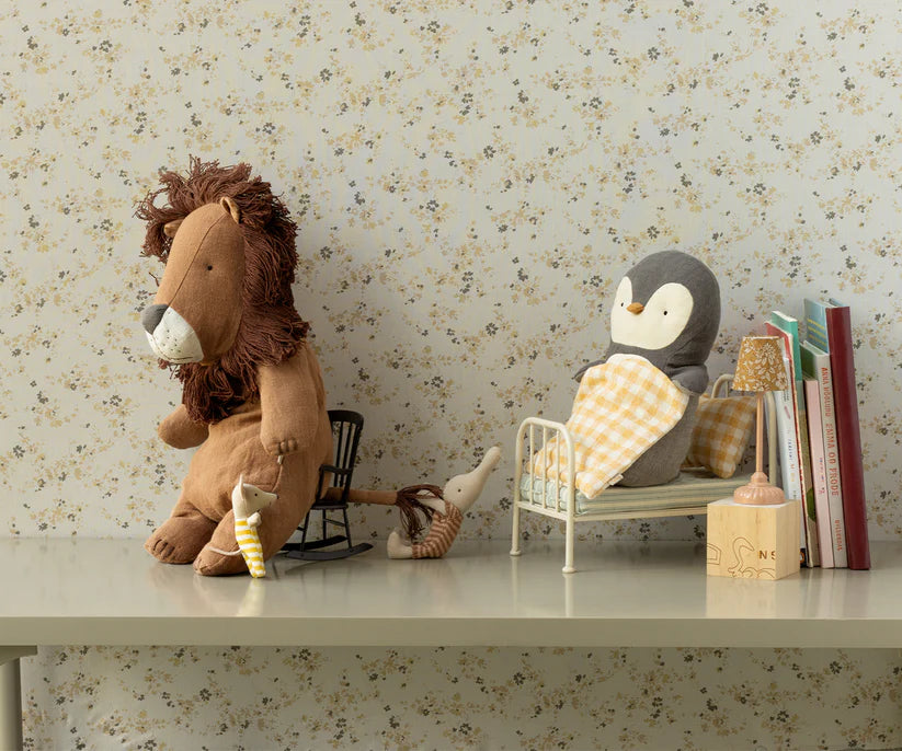 Safari friends - Lion