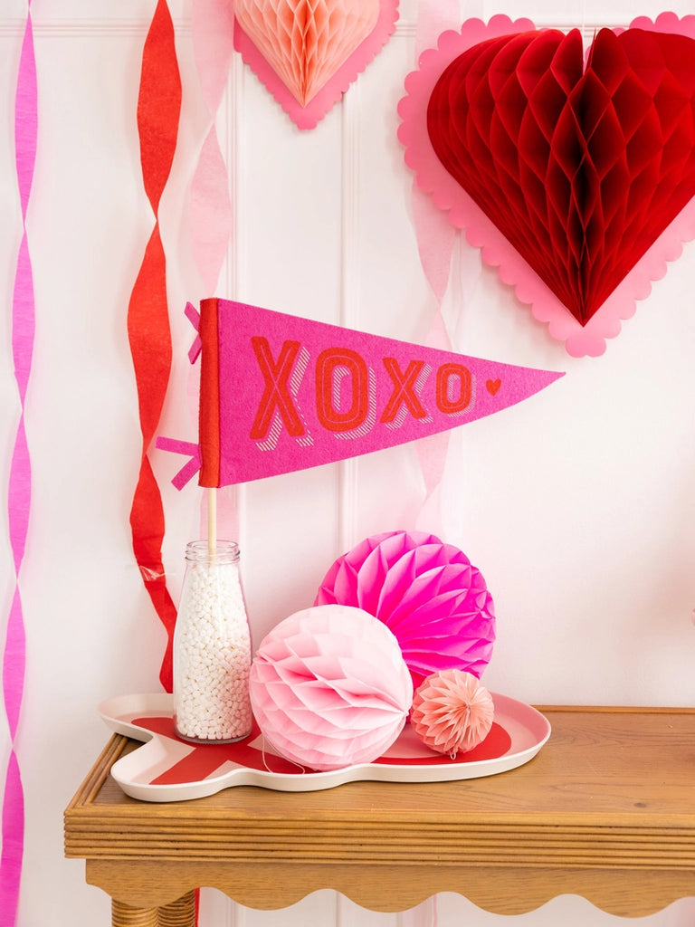 XOXO FELT PENNANT