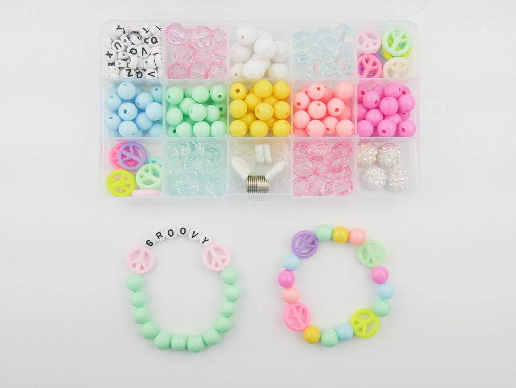 GROOVY GOALS DIY BRACLET CRAFT KIT FOR KIDS