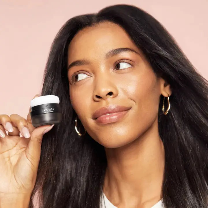 Volumizing Rice Protein Dry Shampoo - Drak Tinted Powder