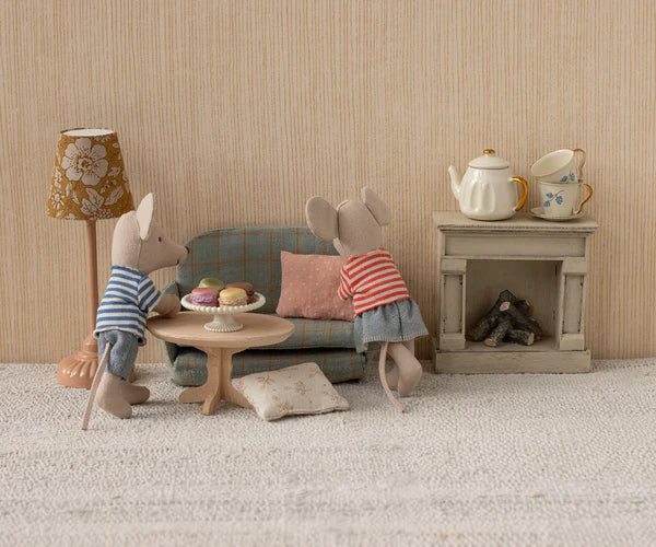 Oval Coffee Table, Mouse - Nature