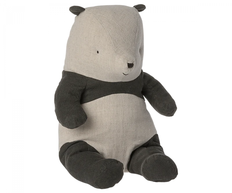 Medium Panda