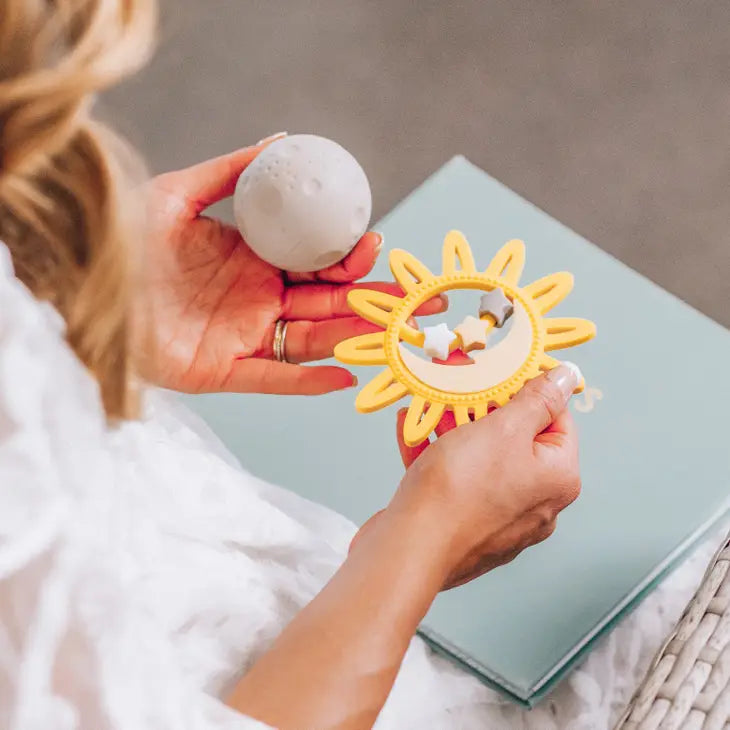CELESTIAL SKIES TEETHER SENSORY TOY