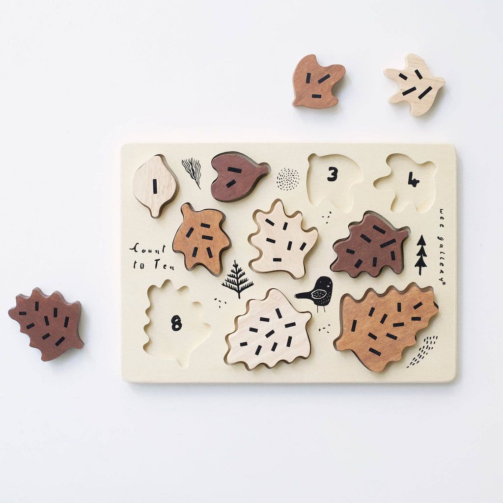 WOODEN TRAY PUZZLE - COUNT TO 10 LEAVES