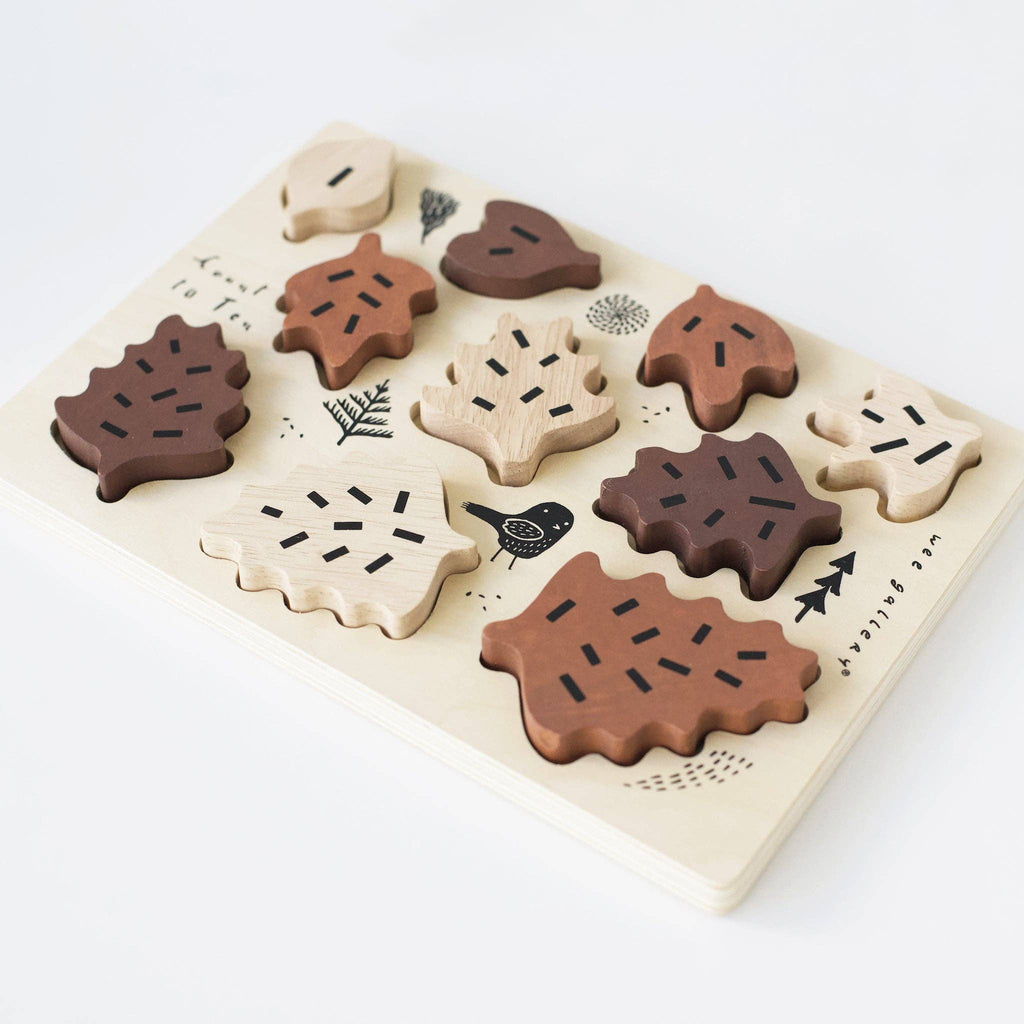 WOODEN TRAY PUZZLE - COUNT TO 10 LEAVES
