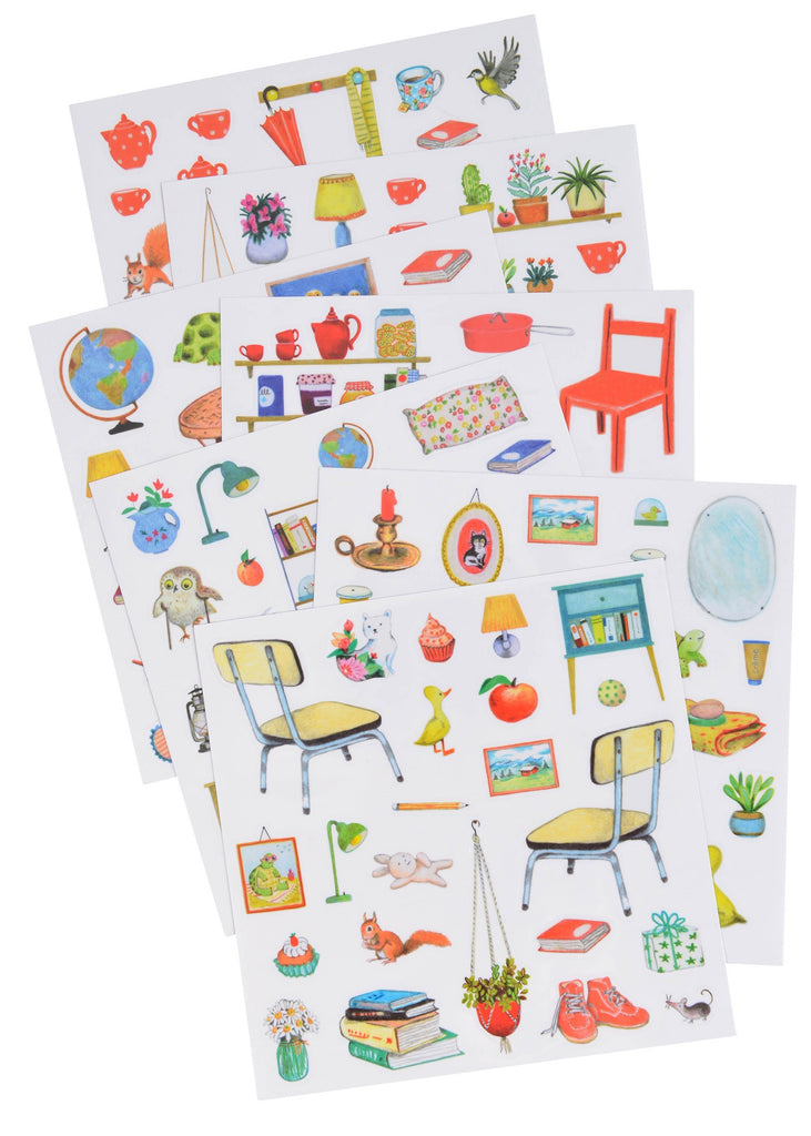 GRAND FAMILLE STICKER BOOK