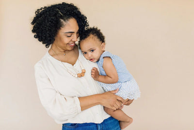 THE EASTON - CREAM TEETHING NECKLACE