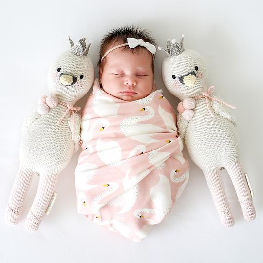 HARLOW THE SWAN