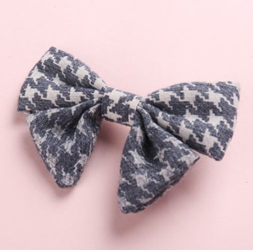 HOUNDSTOOTH BOW CLIP