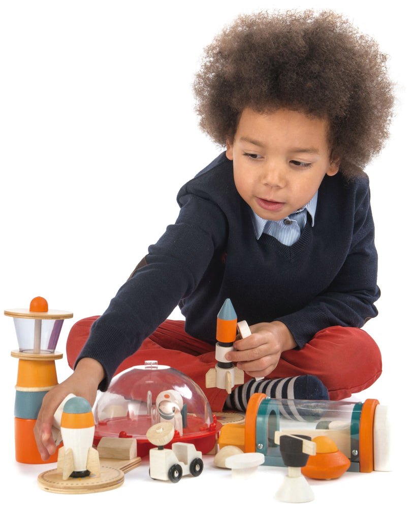 LIFE ON MARS WOODEN TOY SET