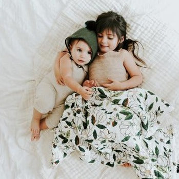 MAGNOLIA REVERSIBLE QUILT