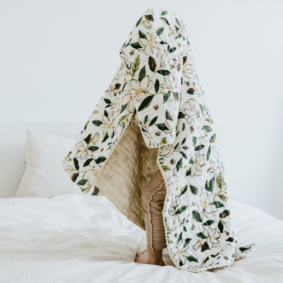 MAGNOLIA REVERSIBLE QUILT