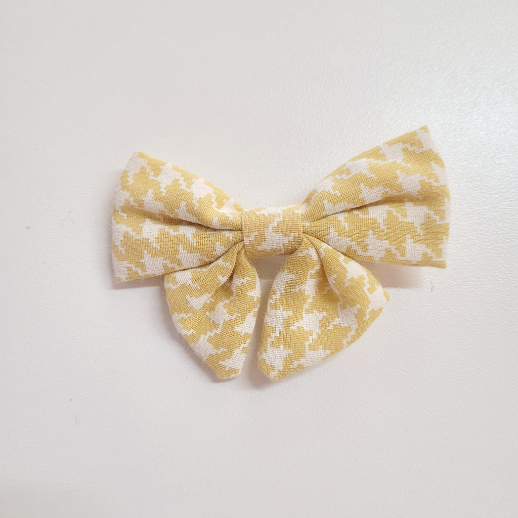 HOUNDSTOOTH BOW CLIP