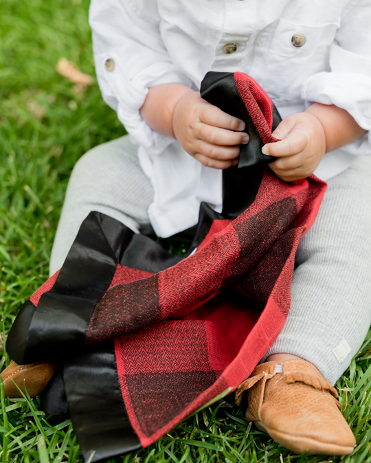 COTTON MUSLIN SECURITY BLANKETS - WOOF + RED PLAID