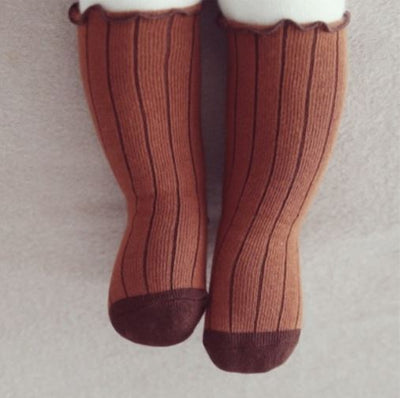 PINSTRIPE KNEE HIGH SOCKS