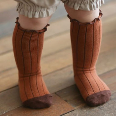 PINSTRIPE KNEE HIGH SOCKS