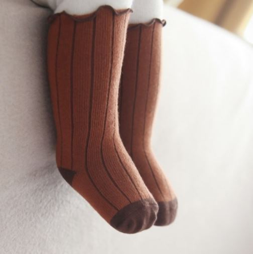 PINSTRIPE KNEE HIGH SOCKS