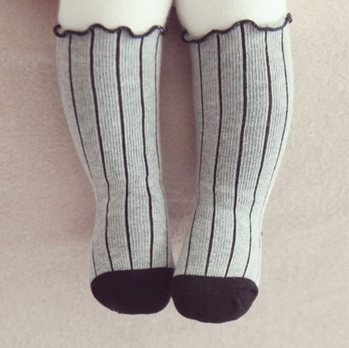 PINSTRIPE KNEE HIGH SOCKS