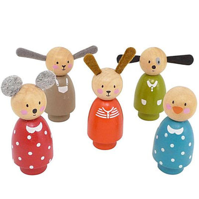GRANDE FAMILLE WOODEN CHARACTERS