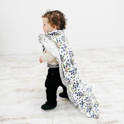 HUCKLEBERRY SWADDLE